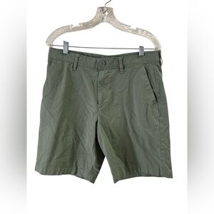 English laundry green flat front shorts